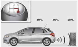 Ajuda ao estacionamento traseiro