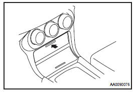 Porta-objetos no console dianteiro